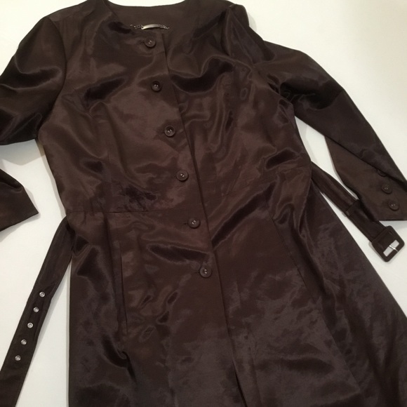 Axcess Long Lightweight Overcoat - Picture 14 of 15